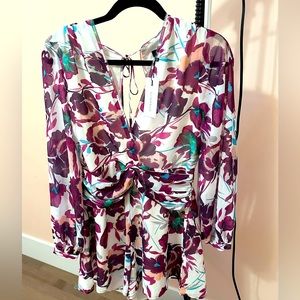 Dynamite Twisted Open Back  Romper in Mauve Floral - M